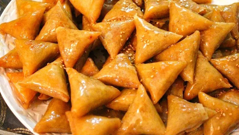Moroccan Almond Briouat Recipe: A Sweet & Crunchy Delight 9 marzipan briouat www.moroccaneats.com